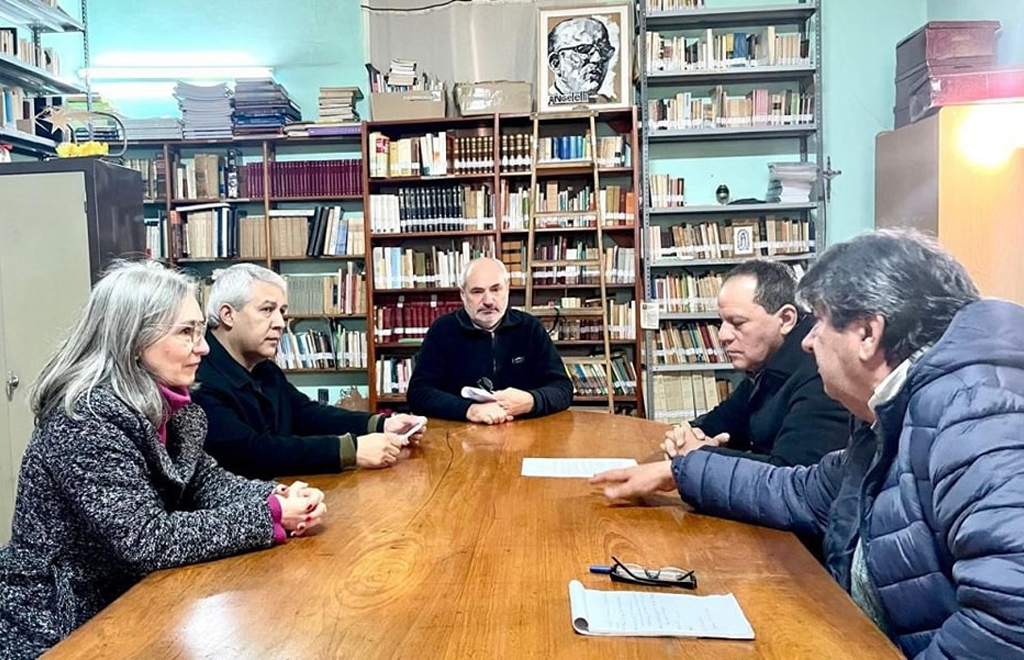 REUNIÓN ENTRE AJALAR Y LA IGLESIA PARA ABORDAR LA PROBLEMÁTICA DE LAS APUESTAS EN LOS JÓVENES