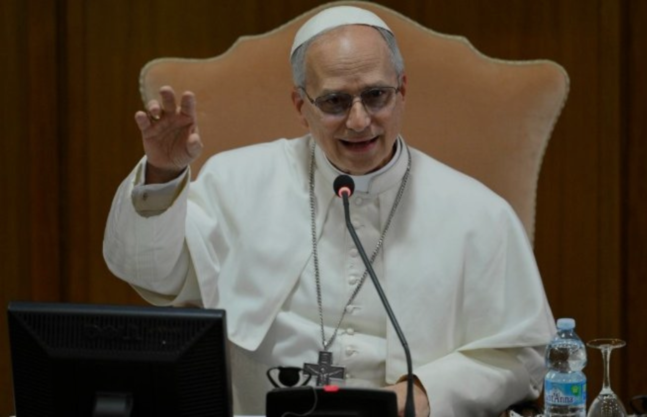 «ES UNA VERGÜENZA PARA TODA LA HUMANIDAD»