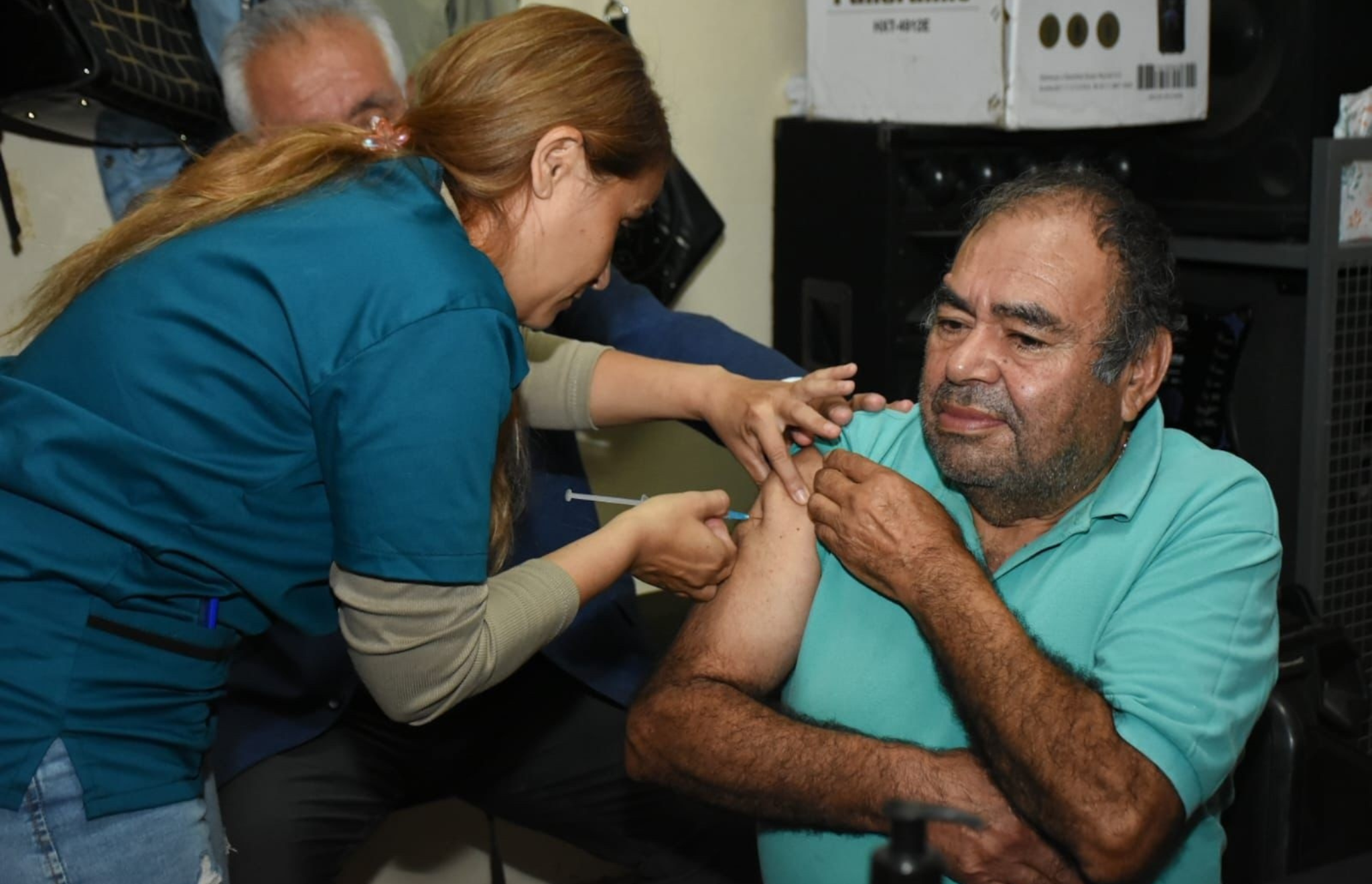 JORNADA DE VACUNACIÓN ANTIGRIPAL PARA ADULTOS MAYORES: EL GOBIERNO REFUERZA LA PREVENCIÓN ANTE LA LLEGADA DEL FRÍO