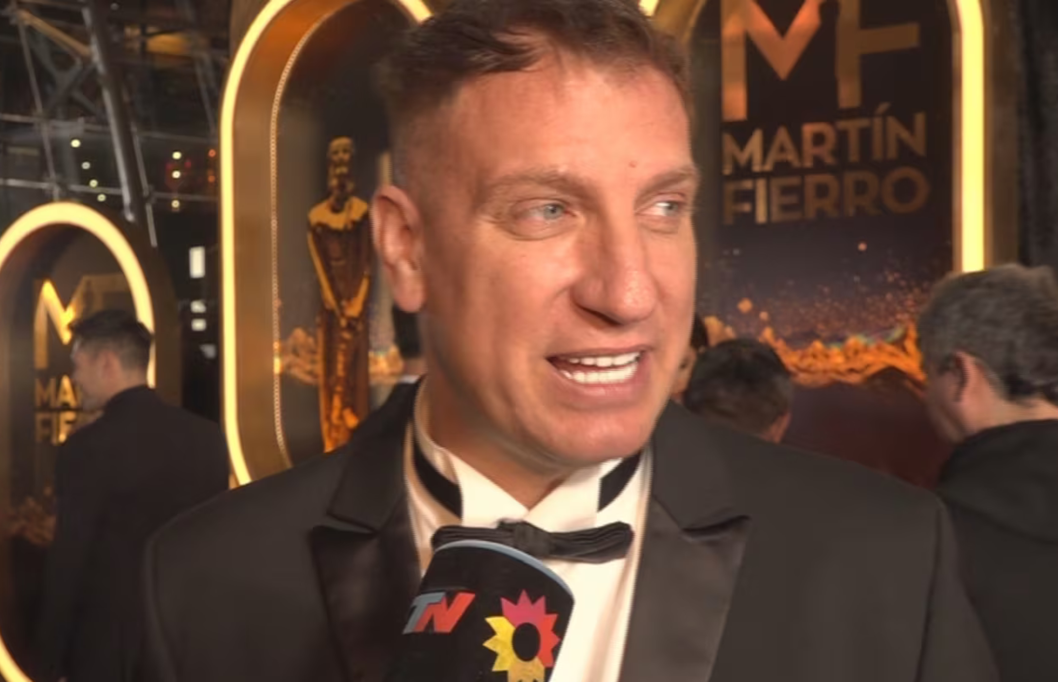MAXY LÓPEZ Y LA EMOCIÓN POR LA MUDANZA DE SU ESPOSA E HIJOS AL PAÍS