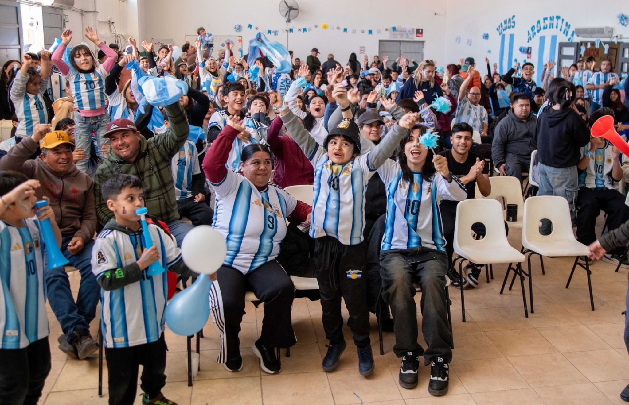 LA RIOJA VIVIÓ SU PRIMER FAN FEST MUNDIALISTA PARA ALENTAR A LA SCALONETA