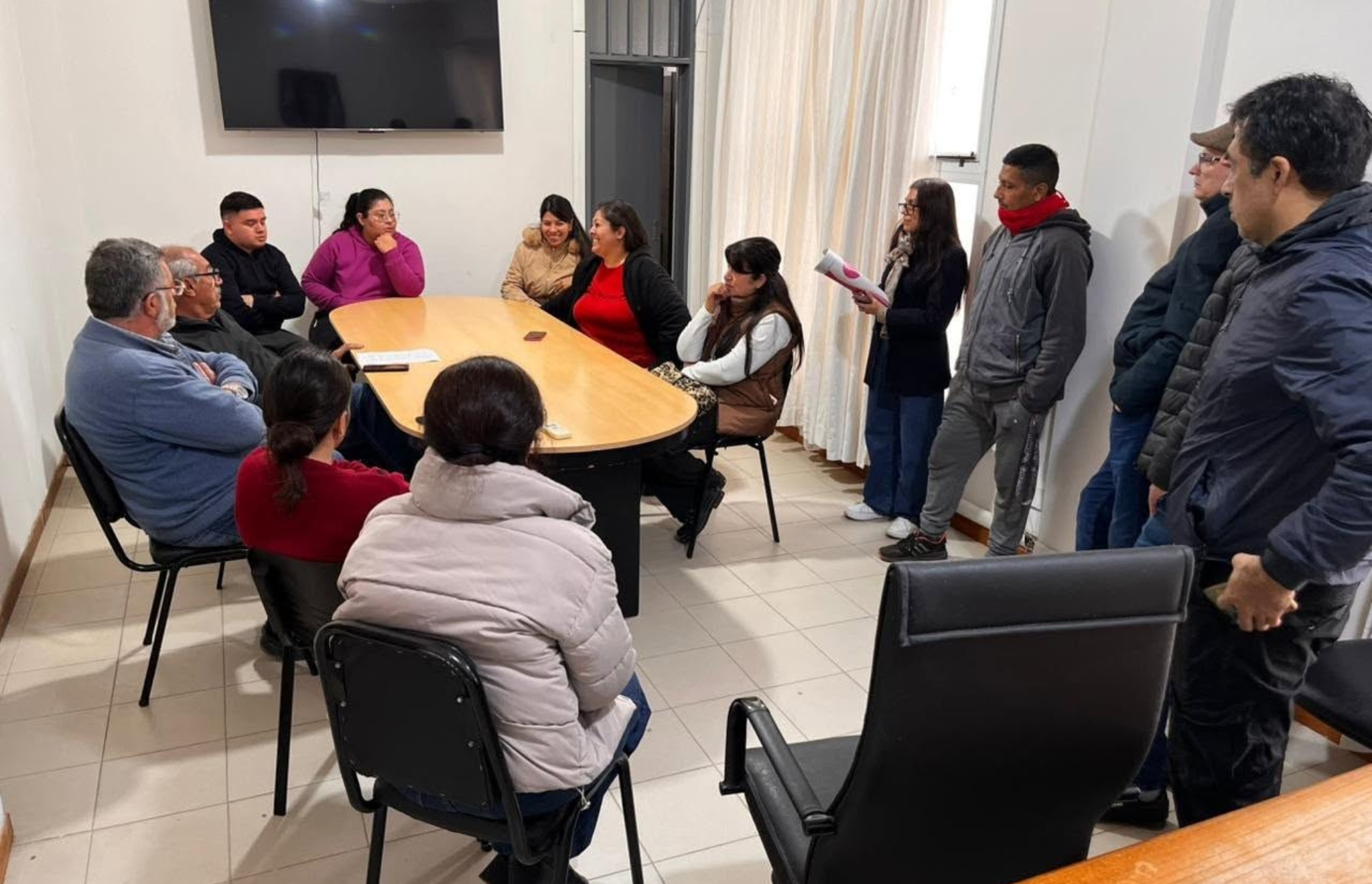 EL GOBIERNO PROVINCIAL AVANZA JUNTO A VECINOS DE EL SECADAL EN UN PLAN DE REGULARIZACIÓN Y ACCESO A SERVICIOS