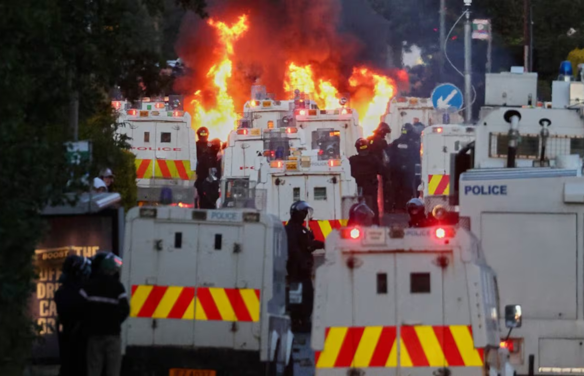CRECE LA TENSIÓN EN IRLANDA: NUEVA PROTESTA ANTIINMIGRANTE