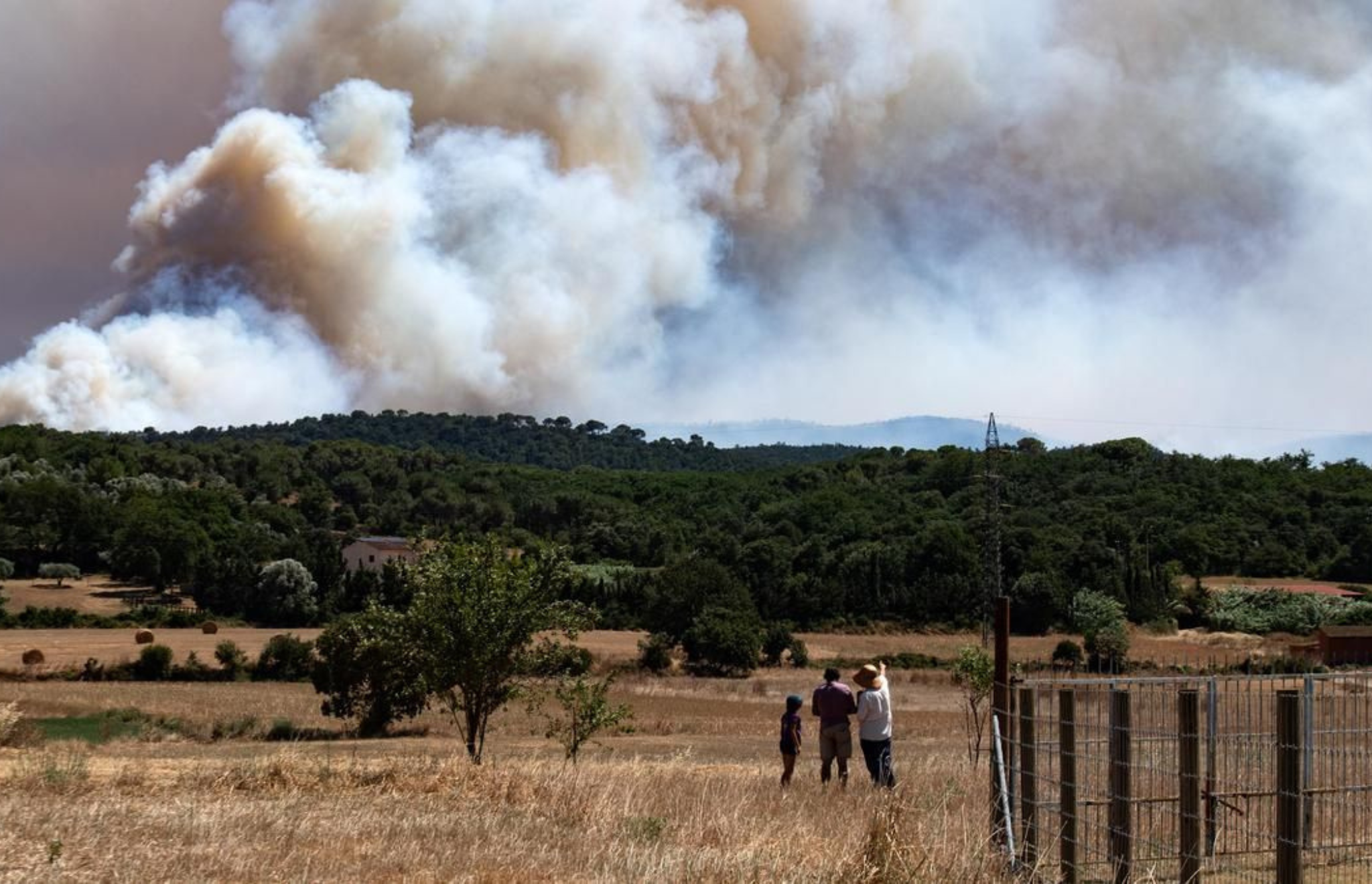 LA PENÍNSULA IBÉRICA SUFRE LA OLA DE CALOR Y LOS INCENDIOS FORESTALES