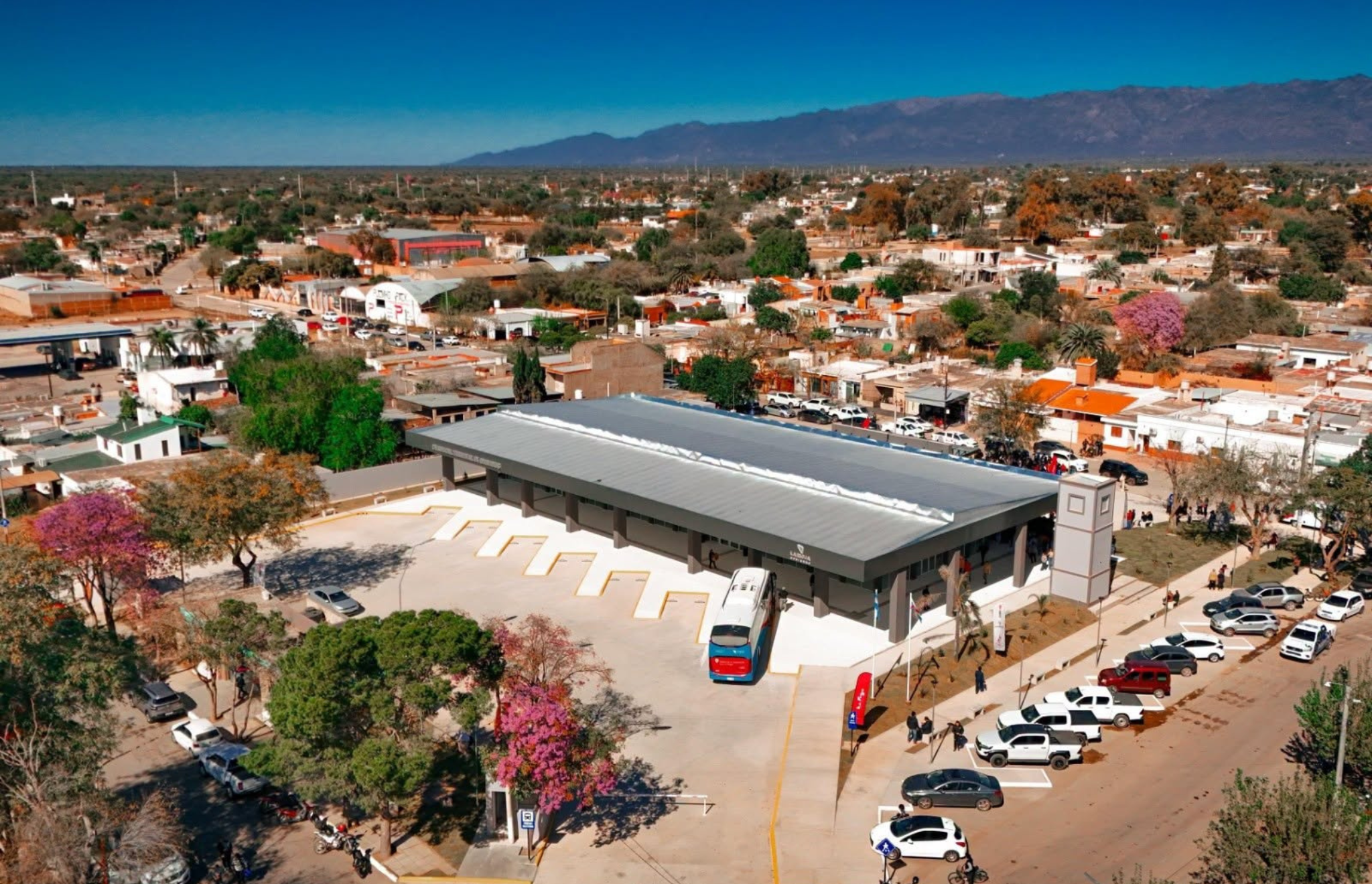 CHAMICAL YA TIENE SU NUEVA TERMINAL DE ÓMNIBUS, UNA OBRA HISTÓRICA PARA LOS LLANOS RIOJANOS