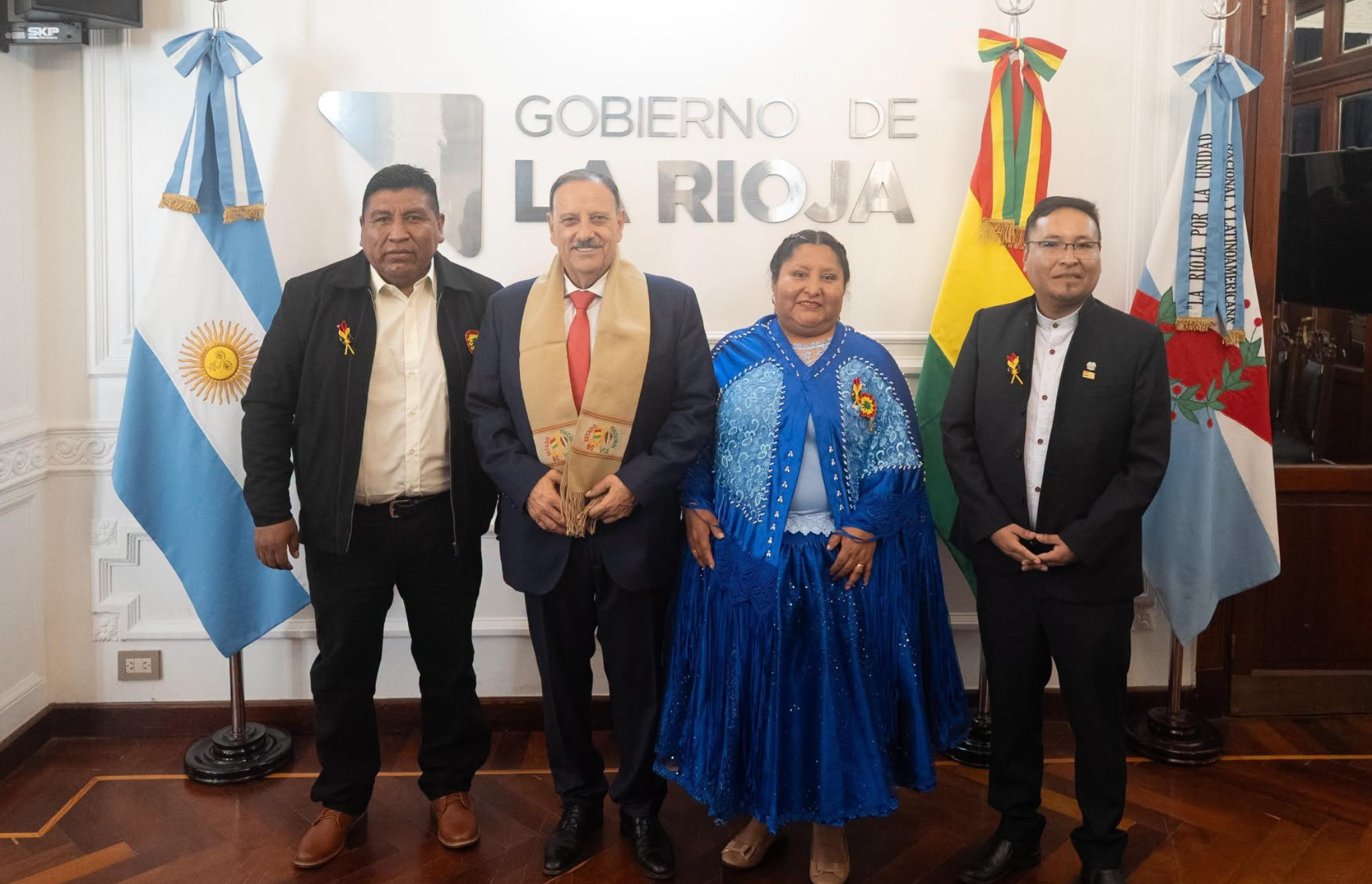 QUINTELA RECIBIÓ AL CÓNSUL DE BOLIVIA Y REAFIRMÓ LOS LAZOS DE INTEGRACIÓN CON LA COMUNIDAD RESIDENTE EN LA RIOJA