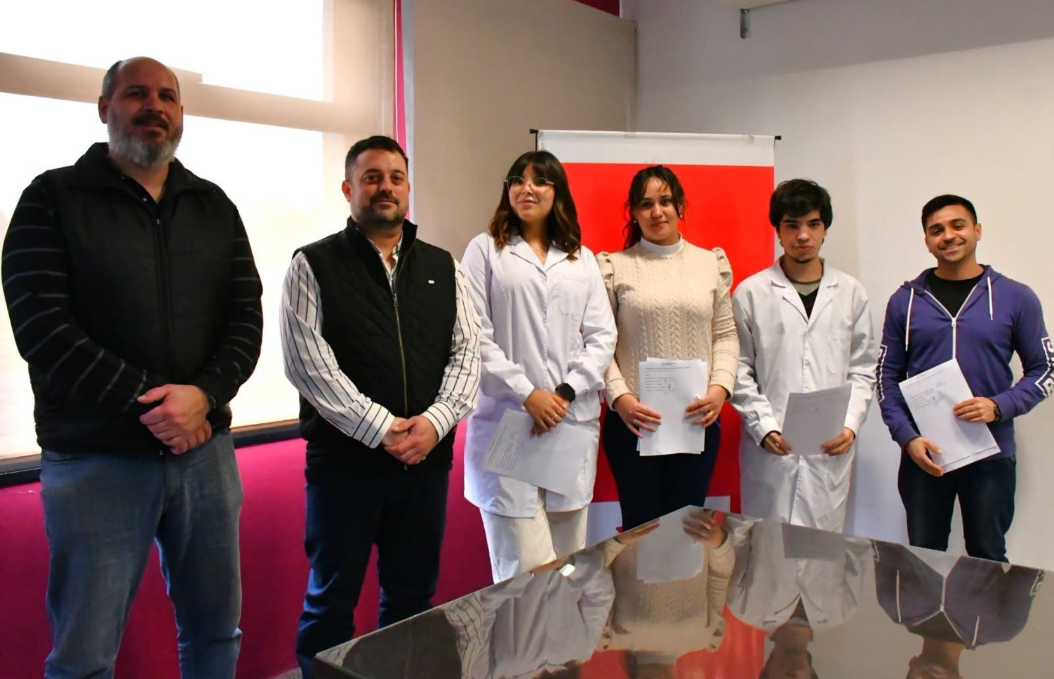ESTUDIANTES DE LA UNLAR COMPLETARON SUS PRÁCTICAS PROFESIONALES EN EL INSTITUTO DE SERVICIOS AMBIENTALES