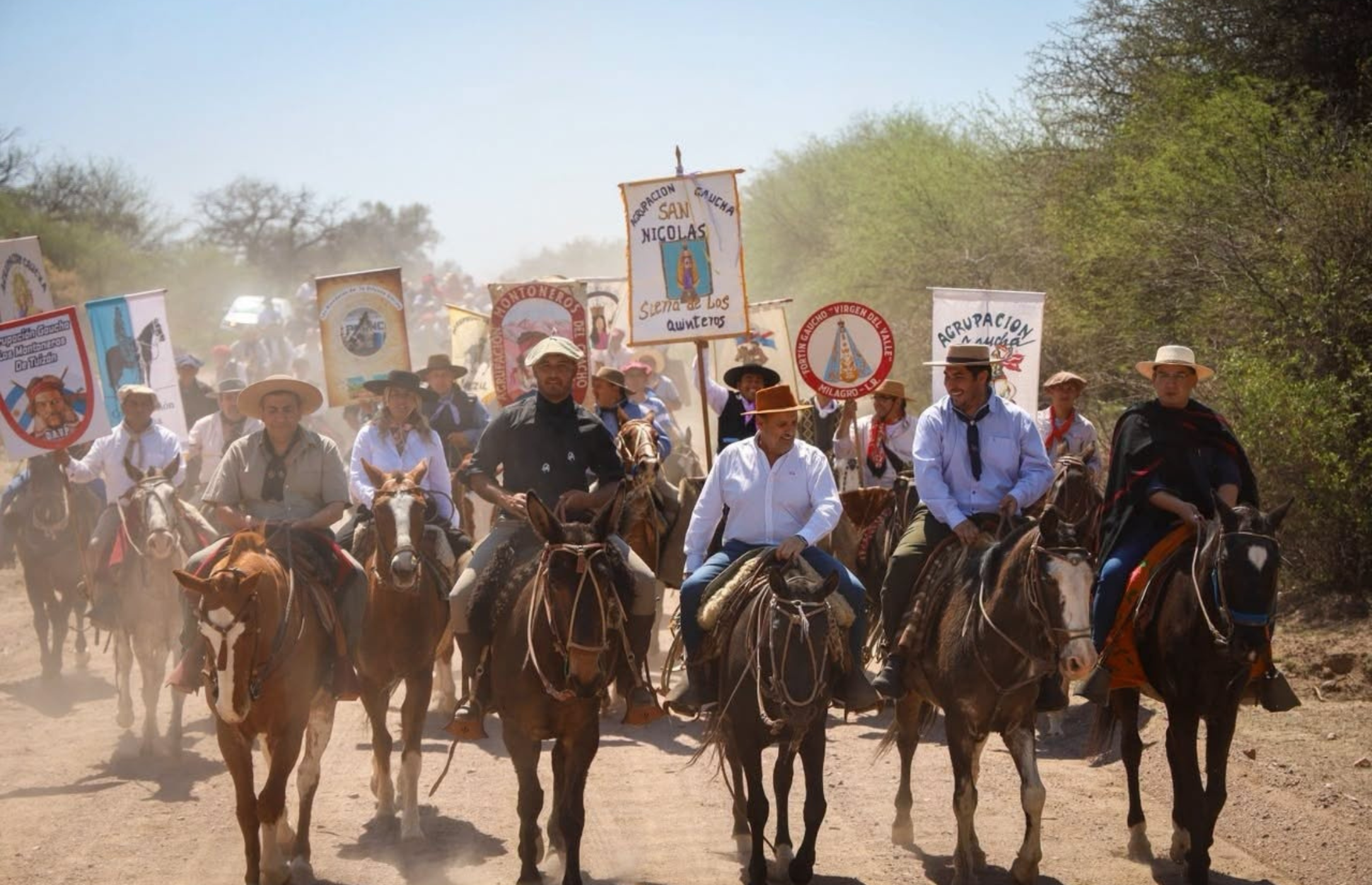 QUINTELA ENCABEZÓ LA CABALGATA FEDERAL DE LOS LLANOS Y REIVINDICÓ LA DEFENSA DEL INTERIOR