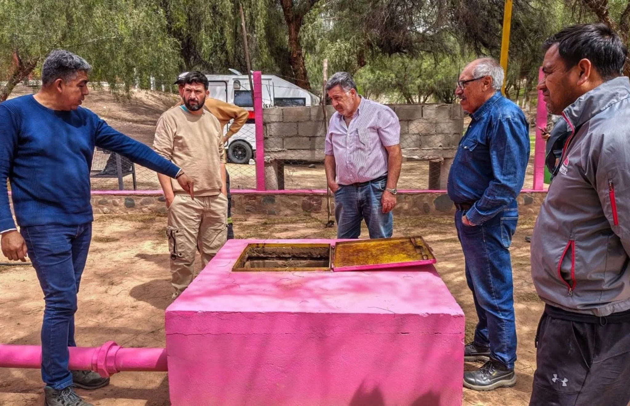 LA PROVINCIA REPARA LA CAPTACIÓN DE AGUA DE RIEGO Y AVANZA EN MEJORAS PARA EL ABASTECIMIENTO DE CHAÑARMUYO