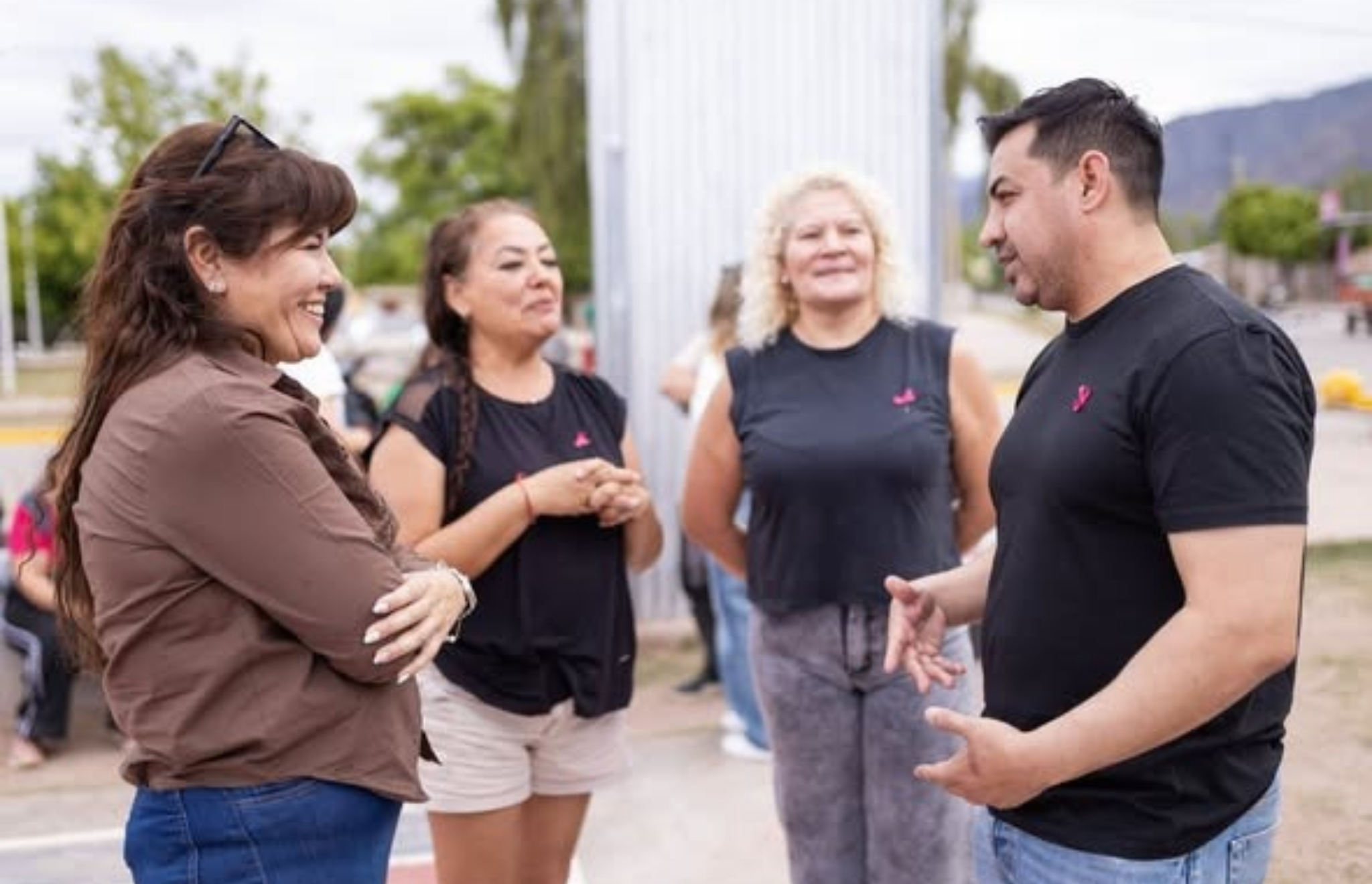 OCTUBRE ROSA: EL MINISTERIO DE DESARROLLO ACERCÓ SERVICIOS DE SALUD Y PREVENCIÓN A LA COMUNIDAD