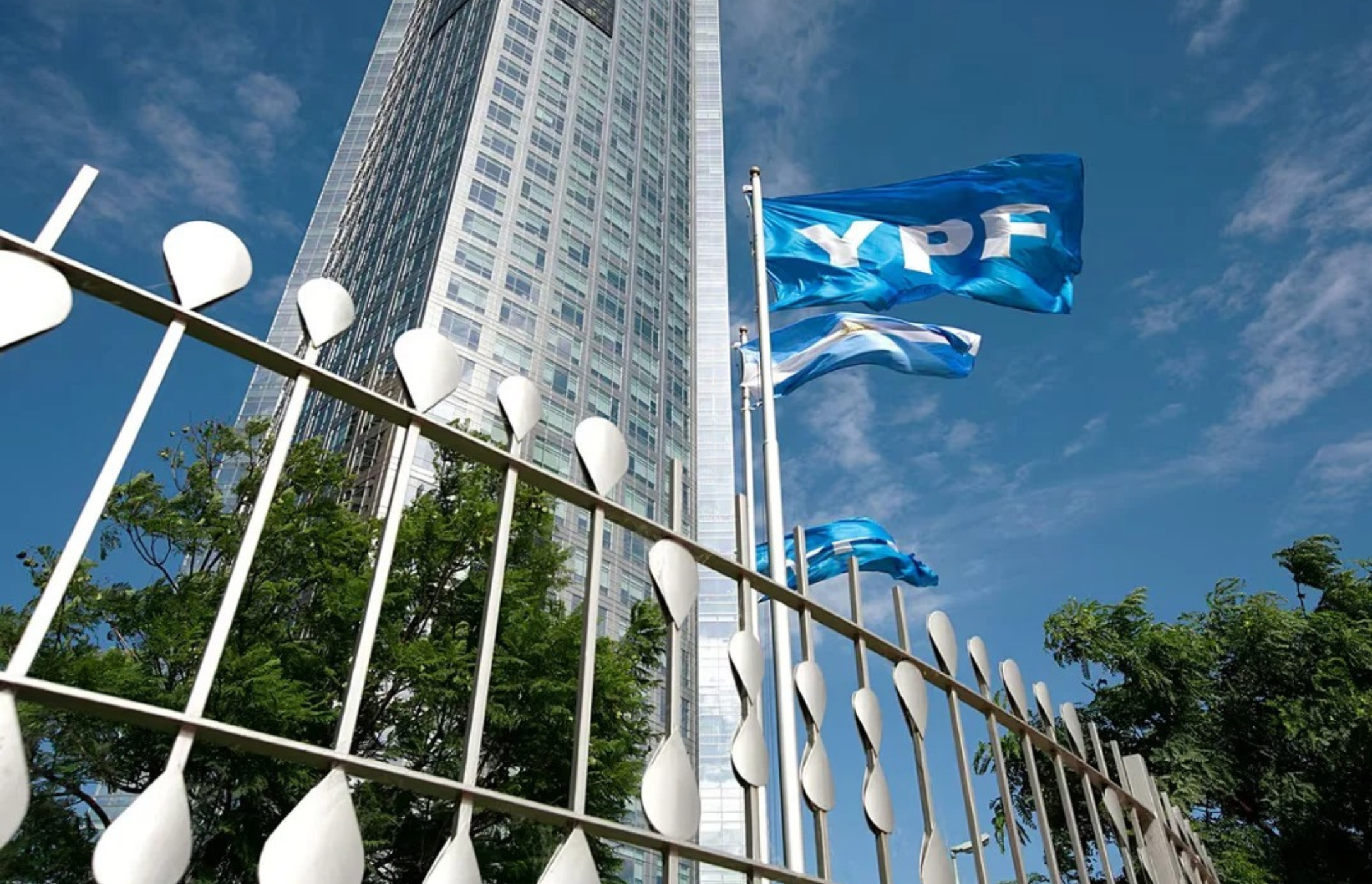 YPF PRODUCIRÁ COMBUSTIBLE SUSTENTABLE PARA AVIONES