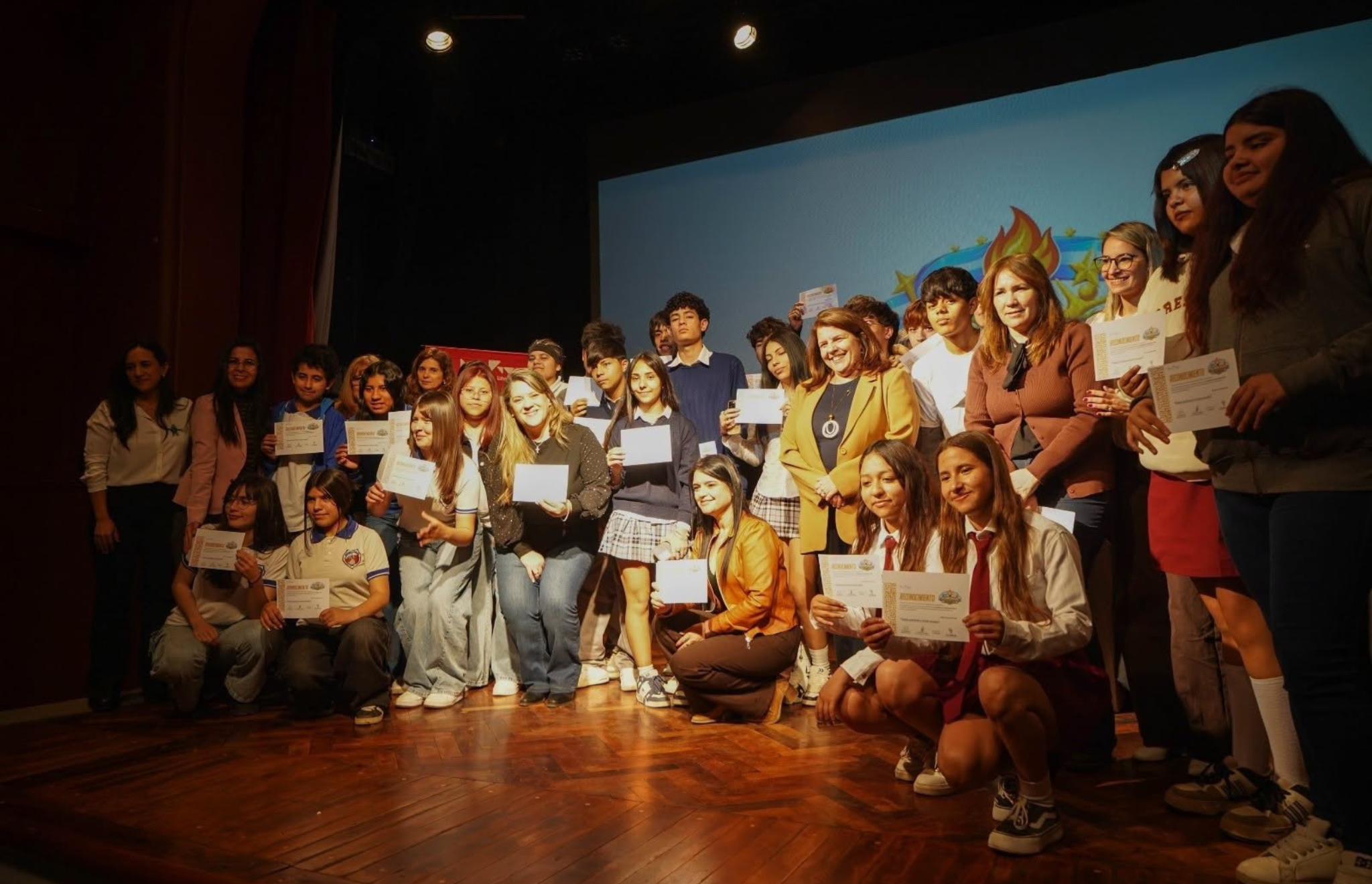 ESTUDIANTES RIOJANOS PRESENTARON PROYECTOS PARA PROMOVER LA SALUD MENTAL EN LAS ESCUELAS
