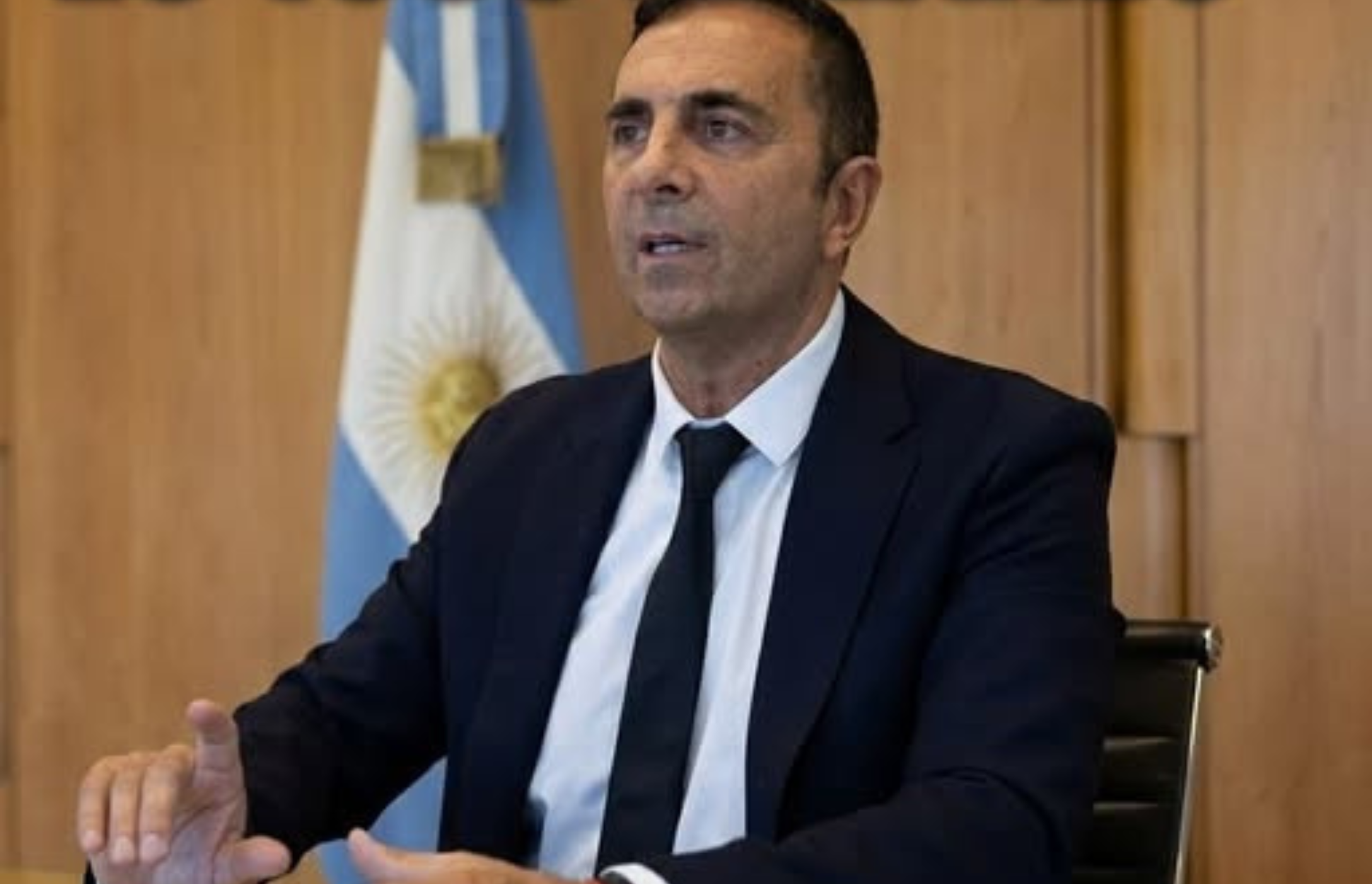 «HOY EL PROMEDIO DE SALARIO EN ARGENTINA ES DE 1500 DÓLARES»