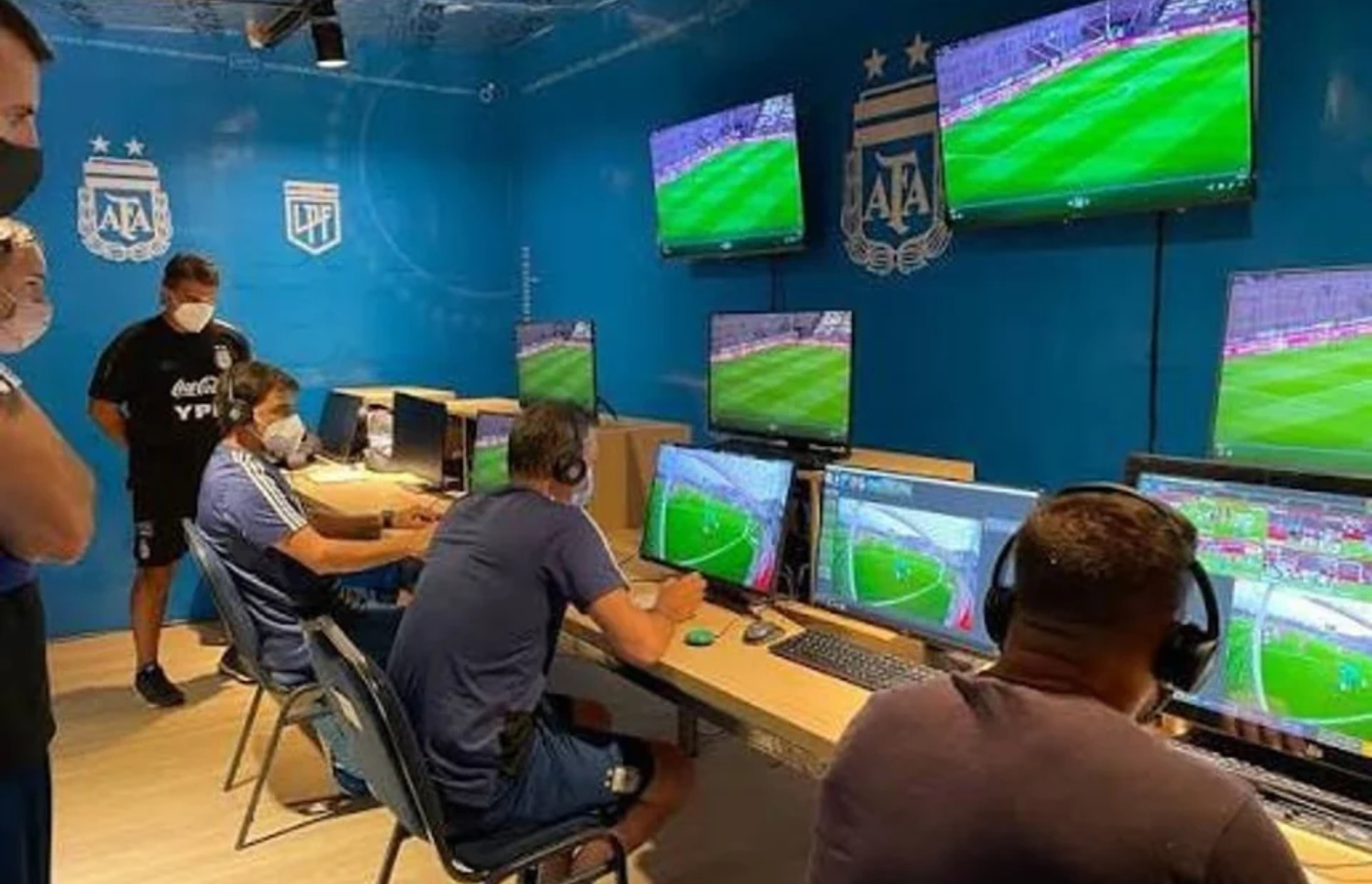 LA AFA CONFIRMÓ QUE SE IMPLEMENTARÁ EL VAR SEMIAUTOMÁTICO